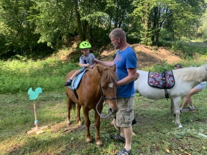 Den na koních 5.6.2019. Moc děkujeme paní Touškové a panu Touškovi za krásné dopoledne.