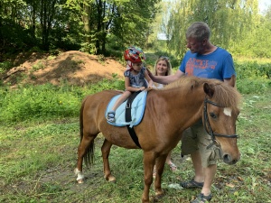 Den na koních 5.6.2019. Moc děkujeme paní Touškové a panu Touškovi za krásné dopoledne.