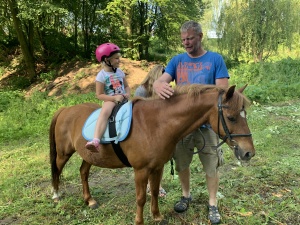 Den na koních 5.6.2019. Moc děkujeme paní Touškové a panu Touškovi za krásné dopoledne.