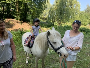 Den na koních 5.6.2019. Moc děkujeme paní Touškové a panu Touškovi za krásné dopoledne.