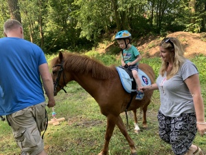 Den na koních 5.6.2019. Moc děkujeme paní Touškové a panu Touškovi za krásné dopoledne.