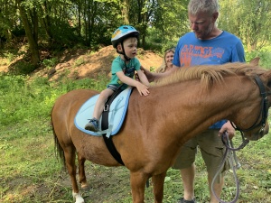 Den na koních 5.6.2019. Moc děkujeme paní Touškové a panu Touškovi za krásné dopoledne.