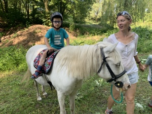 Den na koních 5.6.2019. Moc děkujeme paní Touškové a panu Touškovi za krásné dopoledne.