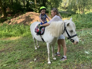 Den na koních 5.6.2019. Moc děkujeme paní Touškové a panu Touškovi za krásné dopoledne.