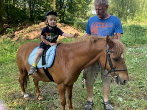 Den na koních 5.6.2019. Moc děkujeme paní Touškové a panu Touškovi za krásné dopoledne.