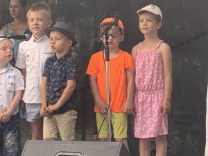 Sousedé se dobře baví v Povltaví 15.6.2019